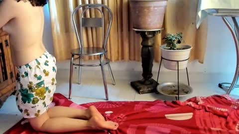 kiwi_mmm online show from 30, 1, 2025