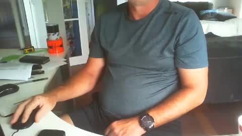 Kiwilad1973 online show from 2, 2, 2025