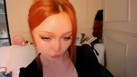 Snapshot of kiyoko_yun chatting on 30, 7, 2026 Yuna online show from 30, 7, 2026