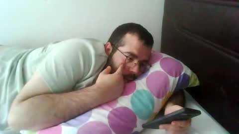 kkadam1 online show from 6, 10, 2025