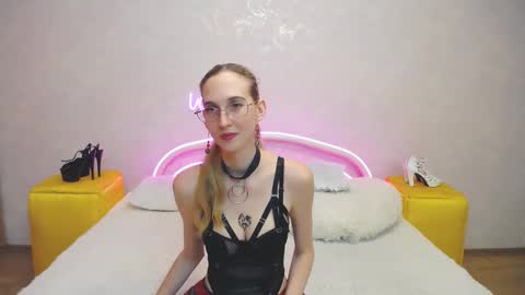 Klary online show from 19, 2, 2025