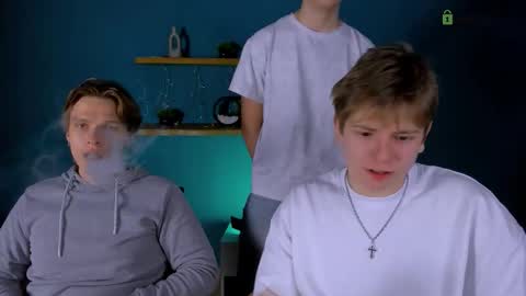 Snapshot of klaus_rice chatting on 16, 12, 2025 klaus_rice online show from 16, 12, 2025