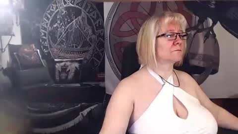 Michelle online show from 19, 2, 2025