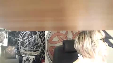 Michelle online show from 21, 9, 2025