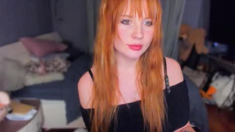 Snapshot of klementinagirl chatting on 17, 12, 2025 Klementinafanslyklementina6661 online show from 17, 12, 2025