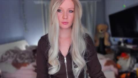 Klementinafanslyklementina6661 online show from 15, 2, 2026