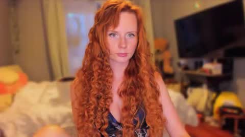 Snapshot of klementinagirl chatting on 19, 7, 2026 Klementinafanslyklementina6661 online show from 19, 7, 2026