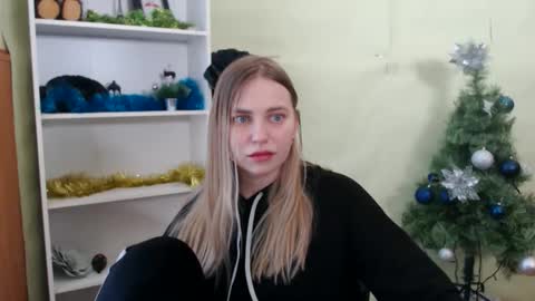 Snapshot of klerkarina chatting on 20, 1, 2025 klerkarina online show from 20, 1, 2025