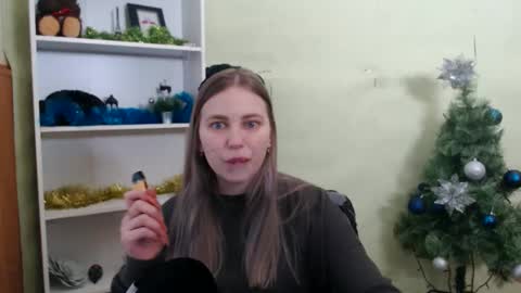 Snapshot of klerkarina chatting on 2, 2, 2025 klerkarina online show from 2, 2, 2025