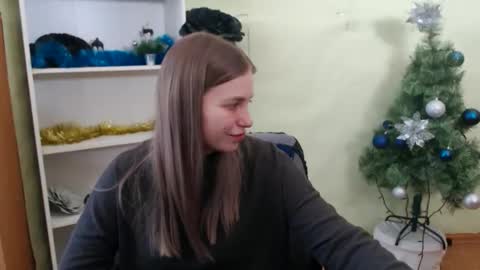 Snapshot of klerkarina chatting on 2, 2, 2025 klerkarina online show from 2, 2, 2025
