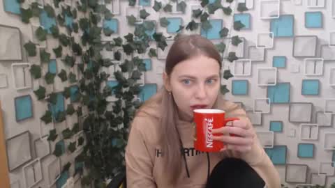 Snapshot of klerkarina chatting on 24, 2, 2025 klerkarina online show from 24, 2, 2025