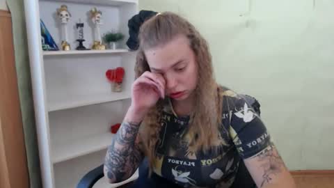 Snapshot of klerkarina chatting on 26, 9, 2025 klerkarina online show from 26, 9, 2025