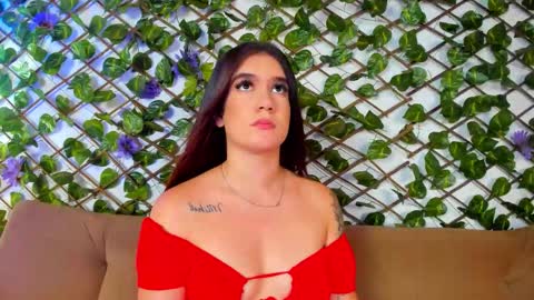 Snapshot of kloe_bella chatting on 15, 9, 2025 kloe_bella online show from 15, 9, 2025
