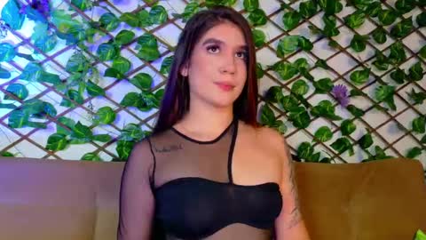 Snapshot of kloe_bella chatting on 28, 9, 2025 kloe_bella online show from 28, 9, 2025