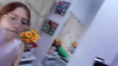 Snapshot of kloe_candy1 chatting on 12, 3, 2025 kloe online show from 12, 3, 2025