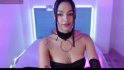 Snapshot of kloe_watson chatting on 16, 12, 2025 Kloe Watson online show from 16, 12, 2025