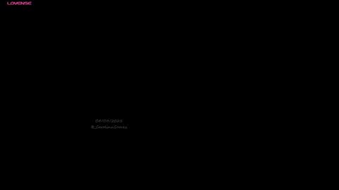 K L O E online show from 12, 9, 2025