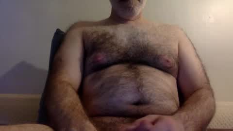 Snapshot of knbnyc chatting on 4, 1, 2025 knbnyc online show from 4, 1, 2025