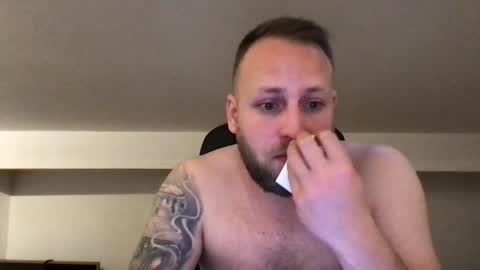 Snapshot of kobasic chatting on 25, 12, 2024 hugo online show from 25, 12, 2024