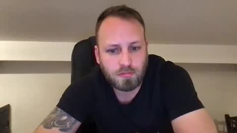 Snapshot of kobasic chatting on 24, 1, 2025 hugo online show from 24, 1, 2025