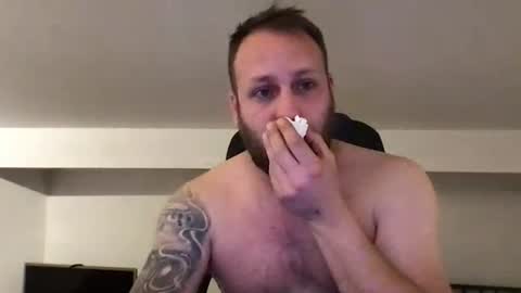 Snapshot of kobasic chatting on 5, 2, 2025 hugo online show from 5, 2, 2025