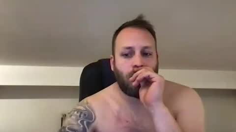 Snapshot of kobasic chatting on 6, 2, 2025 hugo online show from 6, 2, 2025