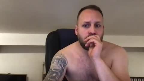 Snapshot of kobasic chatting on 20, 2, 2025 hugo online show from 20, 2, 2025