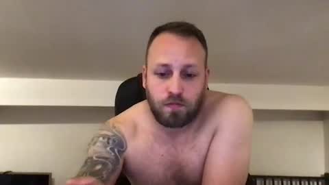 Snapshot of kobasic chatting on 23, 2, 2025 hugo online show from 23, 2, 2025