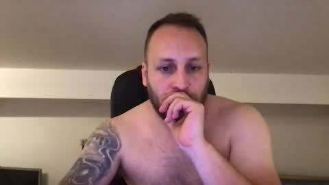 Snapshot of kobasic chatting on 5, 10, 2025 hugo online show from 5, 10, 2025