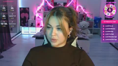 Snapshot of kokokolla chatting on 28, 10, 2025 Mia online show from 28, 10, 2025