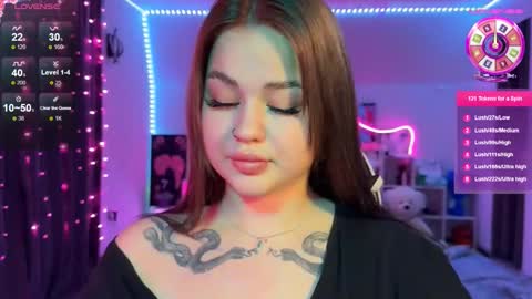 Snapshot of kokokolla chatting on 29, 11, 2025 Mia online show from 29, 11, 2025