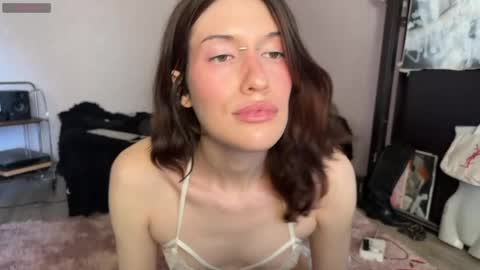 Snapshot of kolette_gray chatting on 6, 5, 2026 Kolette online show from 6, 5, 2026