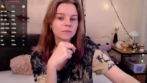 Snapshot of komorebbi chatting on 11, 1, 2025 Marta online show from 11, 1, 2025