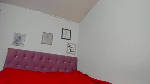 Snapshot of konie_hot chatting on 3, 2, 2025 konie Diaz online show from 3, 2, 2025