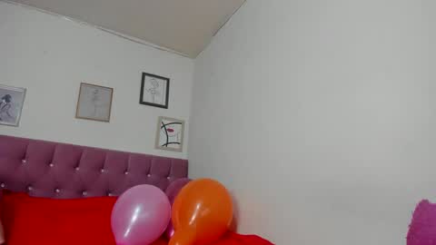 Snapshot of konie_hot chatting on 4, 2, 2025 konie Diaz online show from 4, 2, 2025