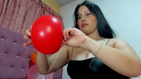 Snapshot of konie_hot chatting on 11, 10, 2025 konie Diaz online show from 11, 10, 2025
