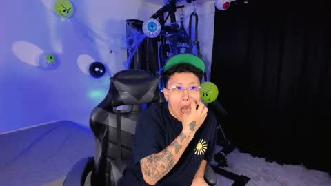 Sara  Altgirl  online show from 25, 10, 2025