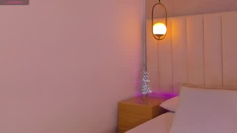 K O S M I C online show from 16, 12, 2025