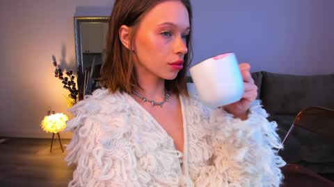 Snapshot of kossie_ chatting on 1, 2, 2025 kossie_ online show from 1, 2, 2025