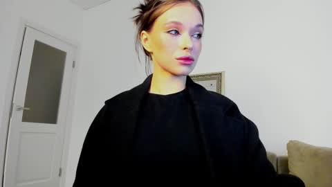 Snapshot of kossie_ chatting on 19, 10, 2025 kossie_ online show from 19, 10, 2025