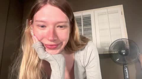 Snapshot of kouroyun chatting on 3, 4, 2026 alice online show from 3, 4, 2026