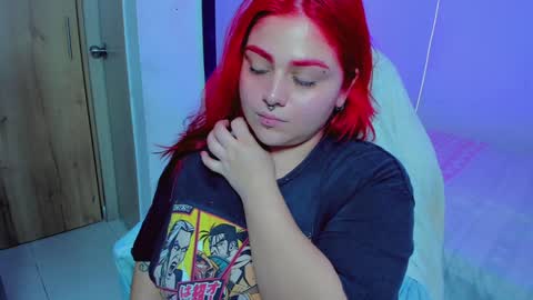 Snapshot of kpayton99 chatting on 8, 2, 2025 Khloe online show from 8, 2, 2025