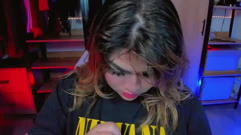 Khloe online show from 18, 12, 2025