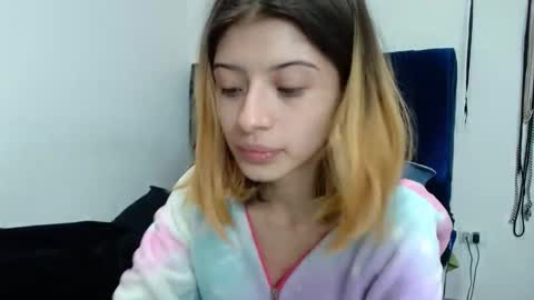 kratos_and_afrodita online show from 27, 10, 2025