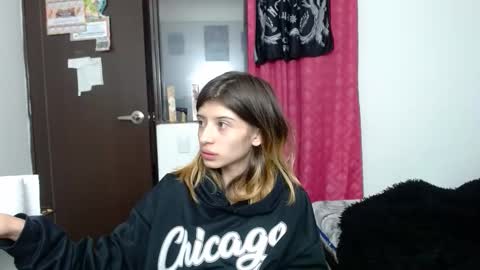 kratos_and_afrodita online show from 5, 2, 2026