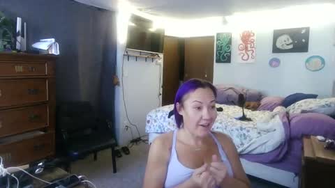 kreamyk420 online show from 2, 11, 2025