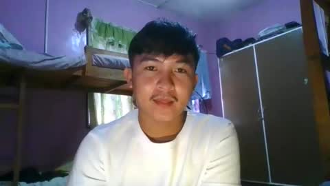 Snapshot of krezikeed chatting on 12, 9, 2025 krezikeed online show from 12, 9, 2025