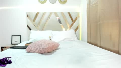 Krisvany online show from 10, 4, 2026