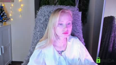 kris_grant online show from 27, 12, 2024