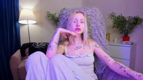 kris_grant online show from 25, 1, 2025